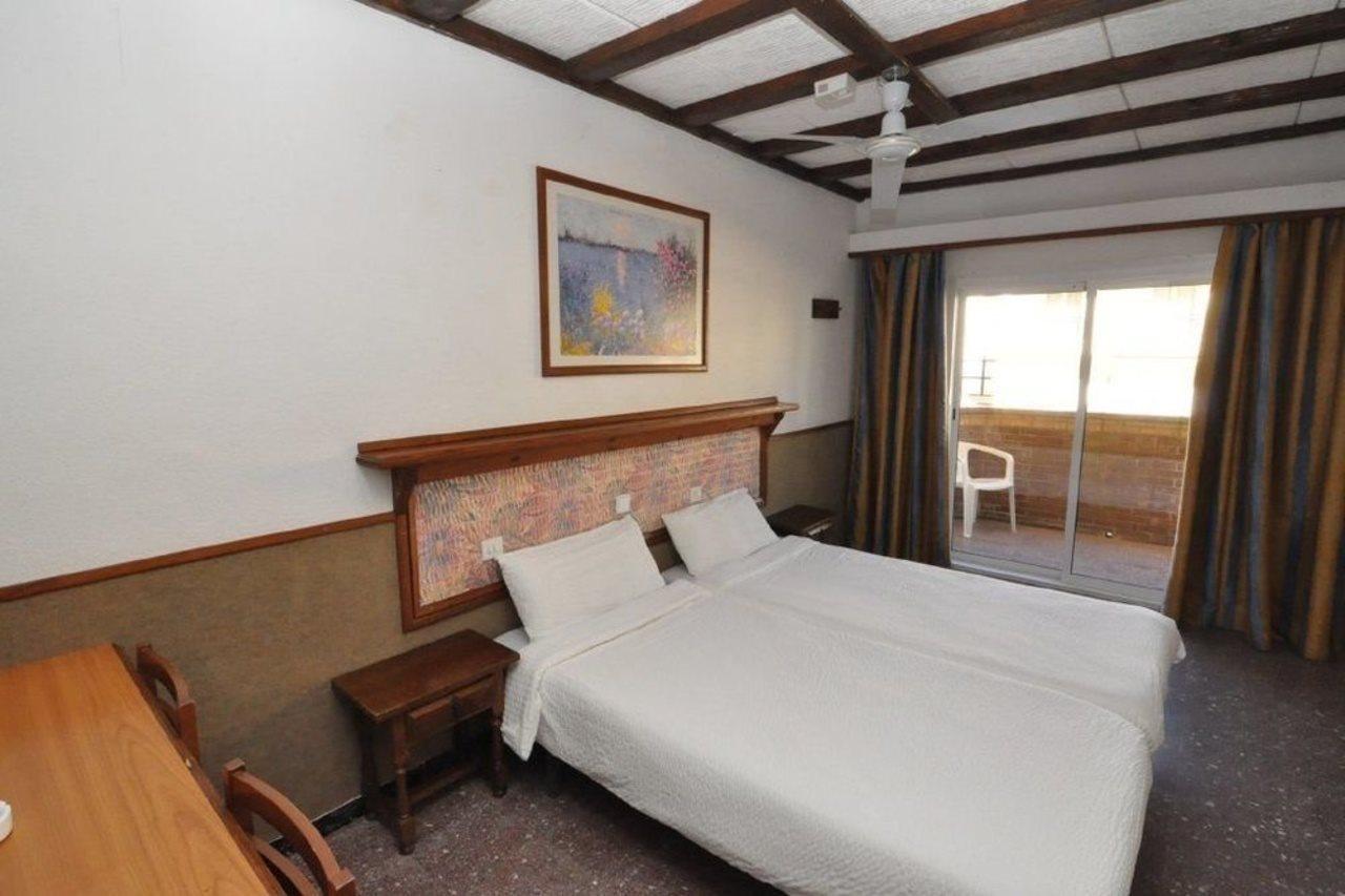 Hotel Marbella Ρόζες Εξωτερικό φωτογραφία